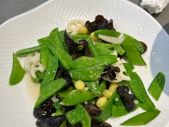 -鑫渔港海鲜本地菜·山海关浑锅(东戴河店)