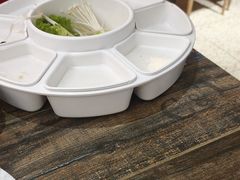 -鸡遇虾煲干锅火锅(小寨金莎店)