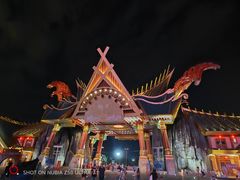 -七彩云南欢乐世界