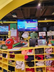 -蹦蹦跳跳(新奥购物中心店)