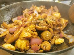 -胡须佬鸡煲四季火锅店(石厦西村直营店)