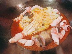 -王老六铁锅炖鱼(圣亚海洋店)