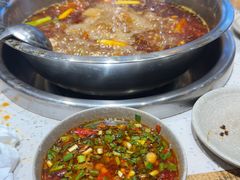 -肖肖酸萝卜鱼火锅(总店)