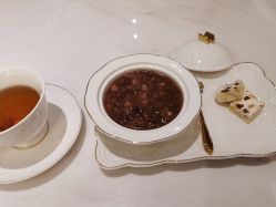 -香港倾城国际·美容美体中心