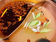 -山城鼎重庆老火锅(西安钟楼店)