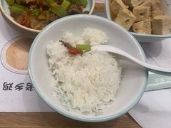 -老乡鸡(上海白玉兰广场店)