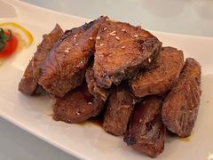 上海特色熏鱼-龙汇酒家(沪闵路店)