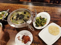 -一楼食业·美食人家