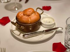 餐前面包黄油-壳里西餐厅Coquille Seafood Bistro(蒙自路店)