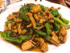 -余杨鸭鸭餐厅
