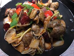 -巴厘龙虾·榜首油焖大虾(音乐学院·沿江酒馆店)