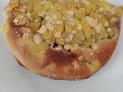 栗子红豆奶油面包-多乐之日(富力城店)