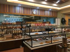 面包甜点陈列柜-金凤成祥(花园路店)