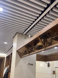 -MARTIN'S BARBER SHOP男士理发馆