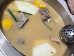 -肥仔文澳门猪骨煲(南京西路店)