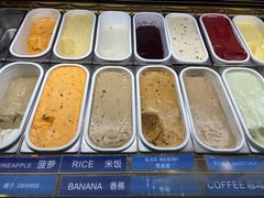 -MADO冰淇淋咖啡馆(淘金店)