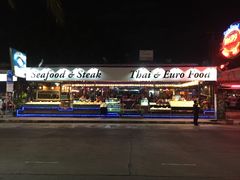 -Mister 99 Beer Garden