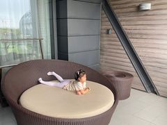 -上海滴水湖皇冠假日酒店