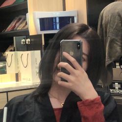 -HAIR CORNER