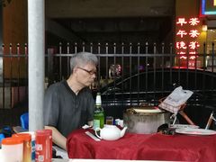 -花苑美食横琴生蚝火锅(拱北粤华路店)