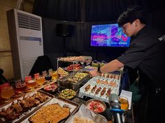 -麦凯伦烧烤·精酿超级工厂店(金桥总店)