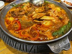 -喇喇排骨火锅·传统韩式脊骨汤(望京西园总店)