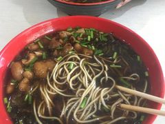 -小龙大肉面馆