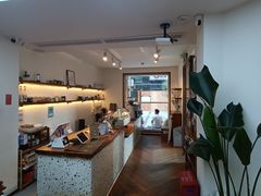 -Line 咖啡(石厦花园店)