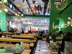 大堂-一席地·本地鸡窝·杭帮鸡火锅(萧山银隆百货店)