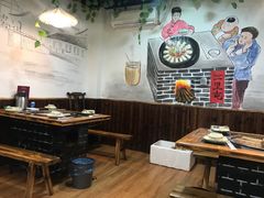 大堂-三里屯土灶炖公鸡地锅鸡(江东店)