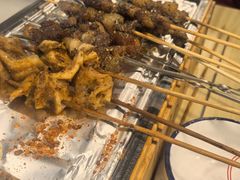 -烤满分·东北烧烤(首经贸店)