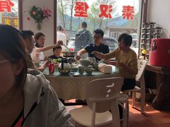 -天天向上素食餐厅(五台山店)