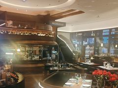 -MONICH牛排融合餐厅(和义大道购物中心店)