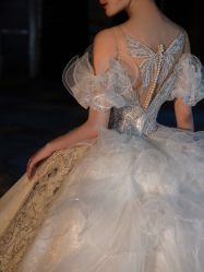 -伯瓷皇后婚纱艺术空间