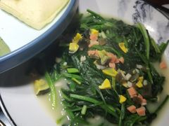 -亚哈饭店(梅园新村小区店)