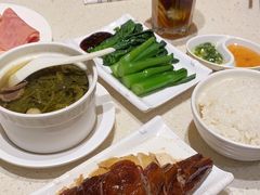 -香港新发烧腊茶餐厅(书城店)