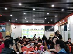 大堂-化州大众美食城(宝安老牌店)
