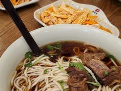 -李先生牛肉面大王(上海站南广场店)