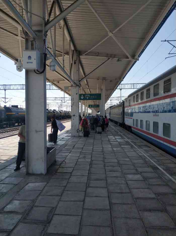 新疆奎屯火车站图片