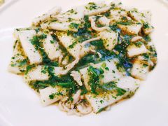 荠菜肉丝炒年糕-上海年代·浙菜家烧·小海鲜(水上东路店)