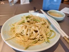 -静之湖湖畔餐厅