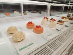 -潮一不贰·法式甜品·生日蛋糕·西式简餐(外滩店)