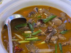 -霄汉牛三鲜湖北砂锅菜(万松园2店)