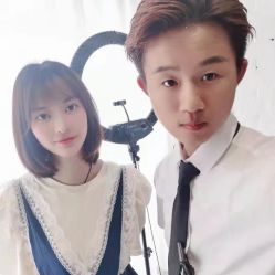 点击看大图 -可大男士理发馆