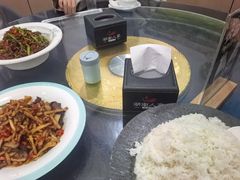 -湖南人家湘菜馆(镇江路店)