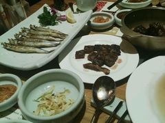 -萨拉伯尔水源素问店·韩国宫廷料理(人民路店)