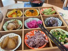 -轻蔬不用等·素食(江苏路店)