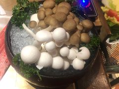 -左庭右院鲜牛肉火锅(新梅广场店)