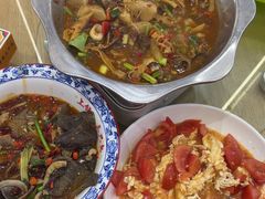 -三只鸟本地特色菜馆(上饶总店)