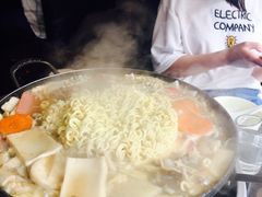 -炙韩料理·部队锅专门店